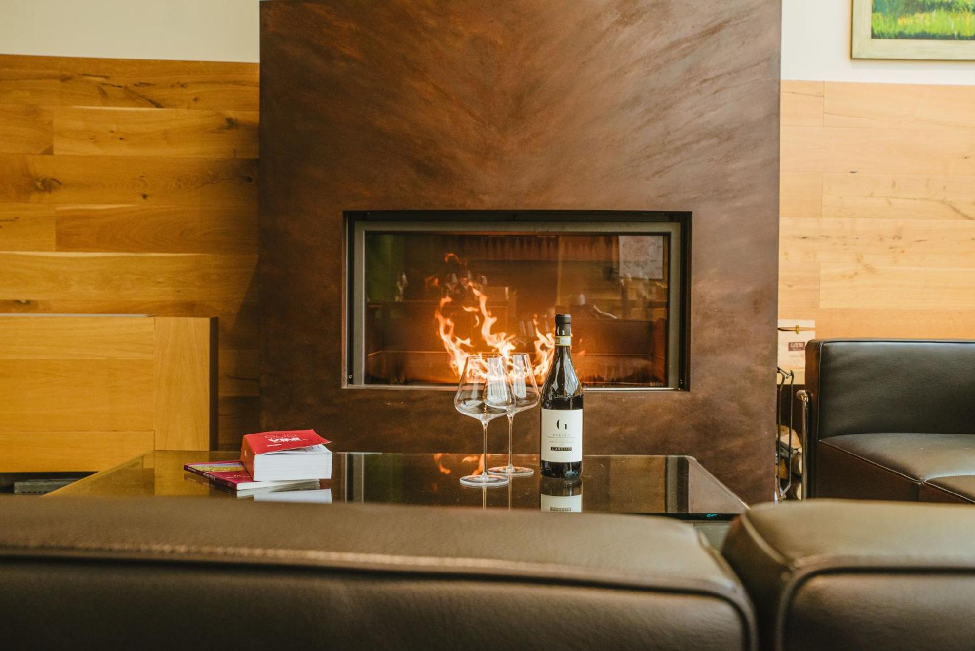 Garesio Wine Resort セッラルンガ・ダルバ エクステリア 写真