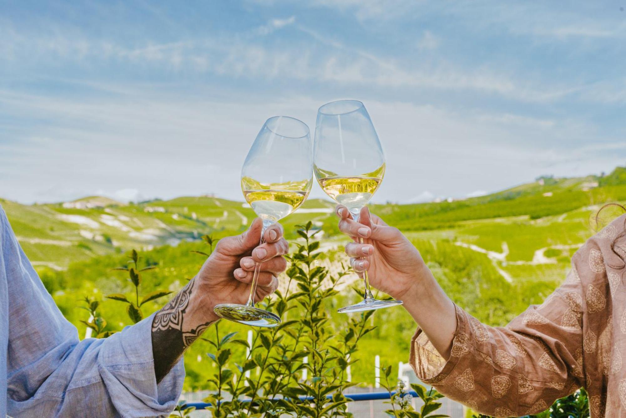 Garesio Wine Resort セッラルンガ・ダルバ エクステリア 写真