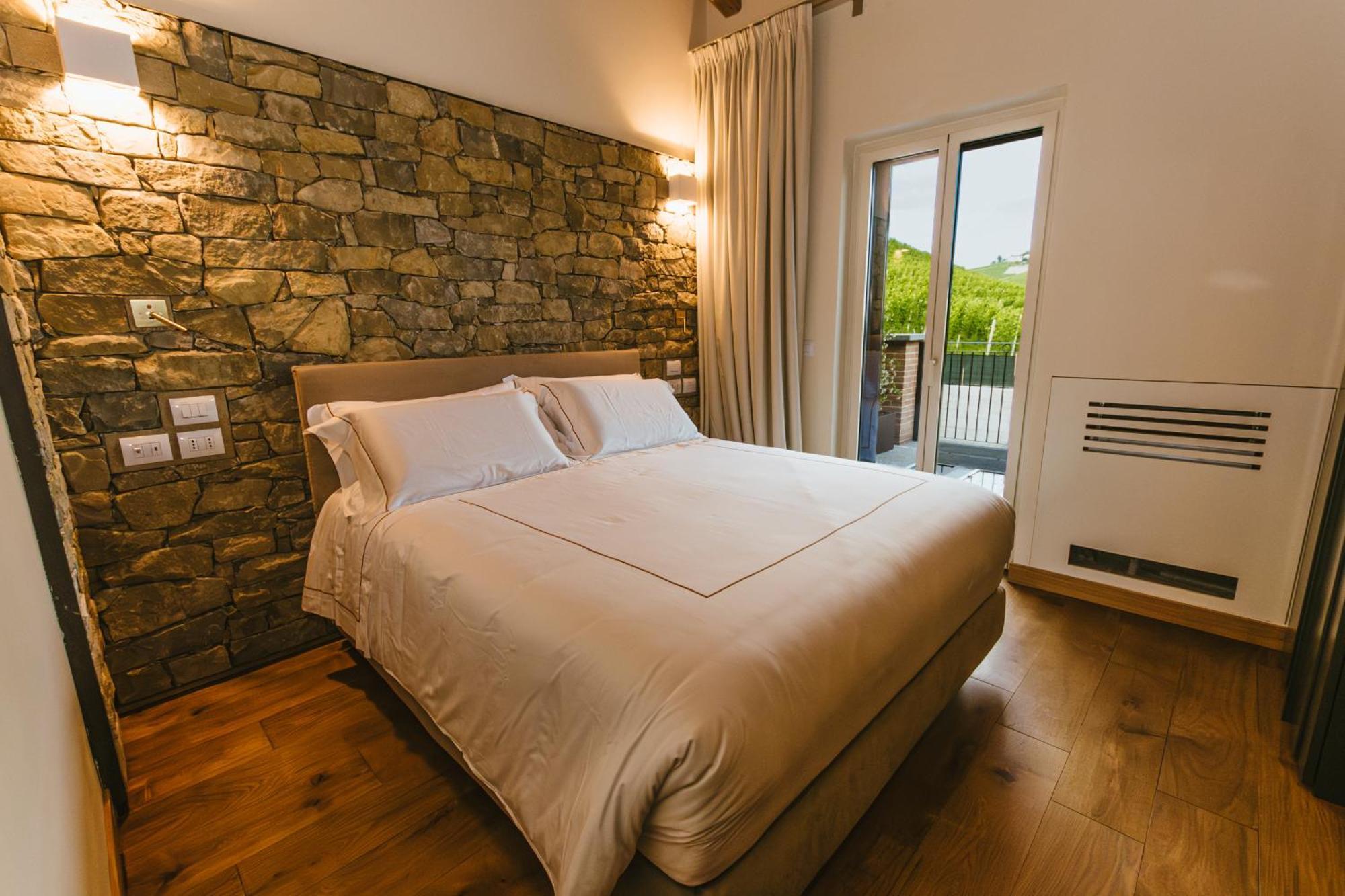 Garesio Wine Resort セッラルンガ・ダルバ エクステリア 写真