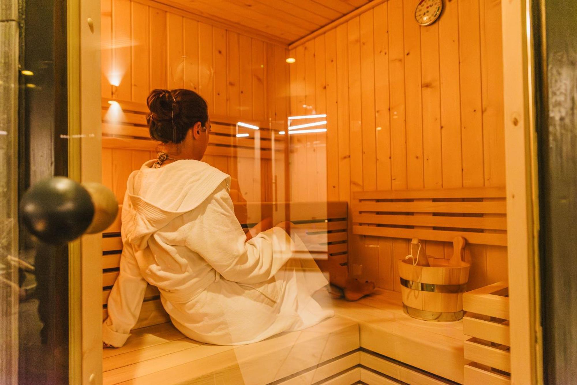 Garesio Wine Resort セッラルンガ・ダルバ エクステリア 写真