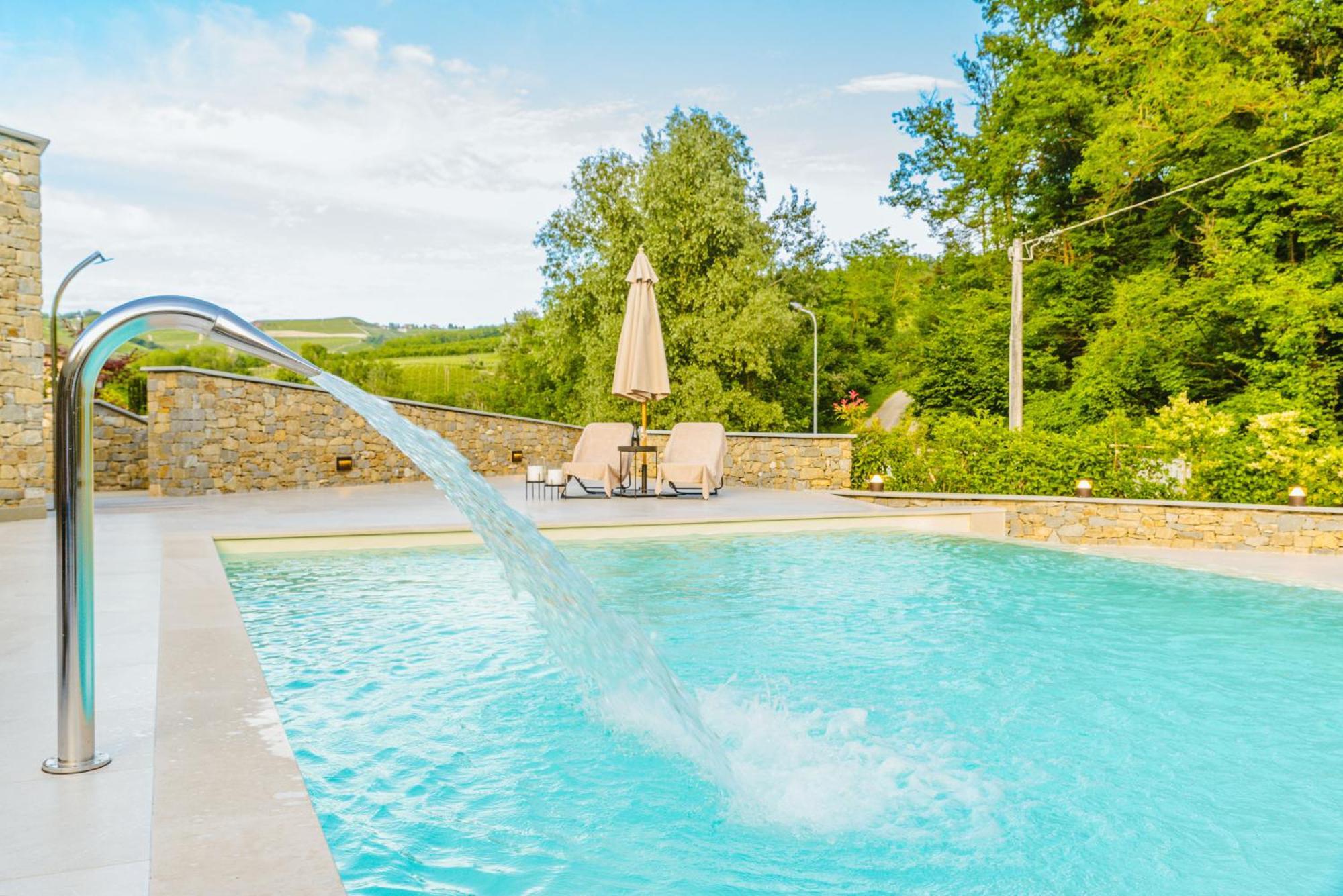 Garesio Wine Resort セッラルンガ・ダルバ エクステリア 写真